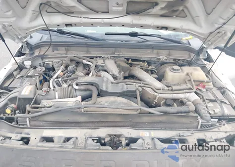 2011 Ford F-250 Xl z USA, uszkodzony, nr VIN 1FT7X2BT8BEA57663